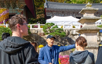 MWR Host Tour For Emory S. Land Sailors in Busan