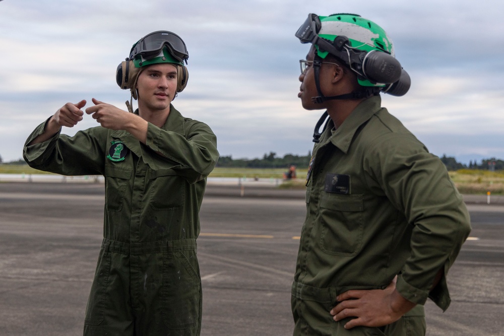 KS 25 | U.S. Marines arrive and refuel at JASDF Nyutabaru Air Base