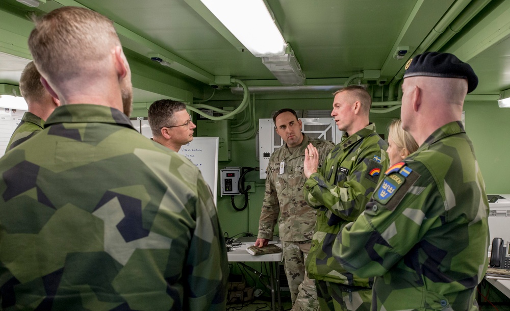 Swedish Representatives Arrive at 42nd ID CPX