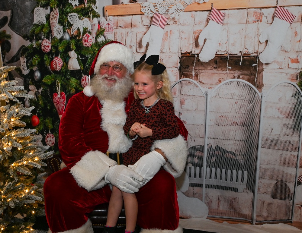 Goodfellow hosts Annual Santa's Market &amp; Base Open House