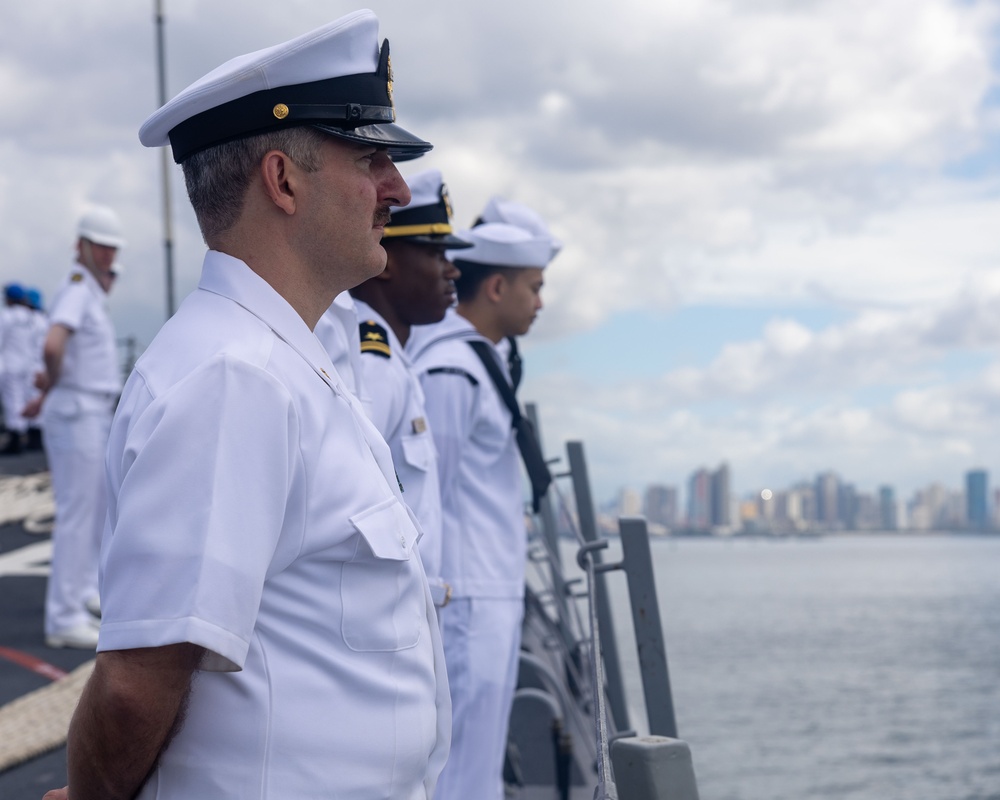 USS Milius (DDG 69) Manila Port Visit