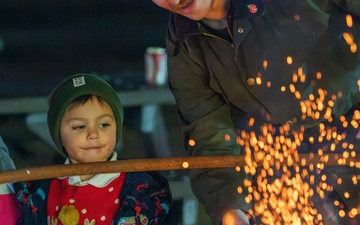 Pathfinders get festive with a holiday market