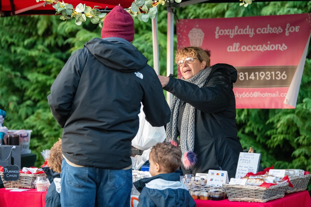 Pathfinders get festive with a holiday market