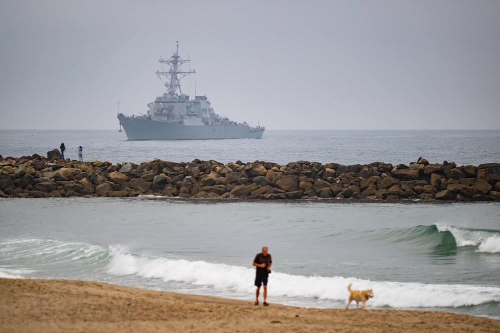 USS Curtis Wilbur (DDG 54) Gets Predeployment Checkup at Naval Surface Warfare Center, Port Hueneme Division