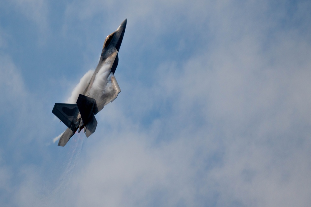 F-22 Raptor Aerial Demonstration Team performs at the 75th Toronto International Air Show