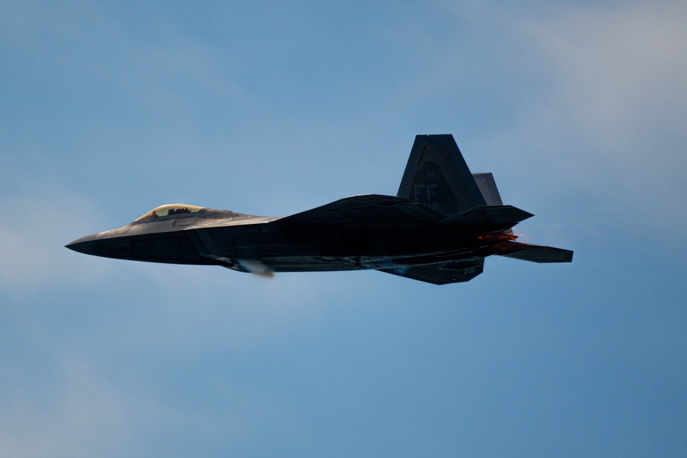 F-22 Raptor Aerial Demonstration Team performs at the 75th Toronto International Air Show