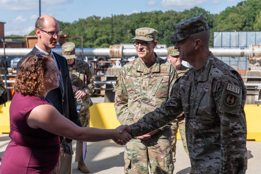 AFRL, AEDC celebrate 10th anniversary of partnership at Arnold AFB