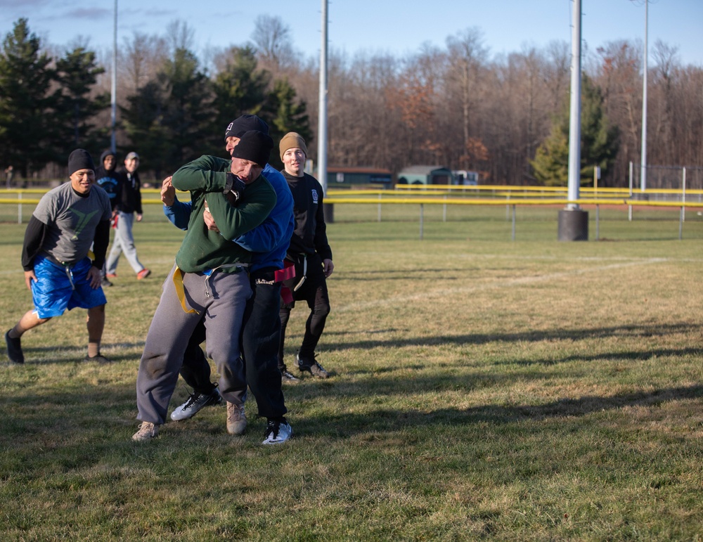 HHBN Soldiers take on Turkey Bowl