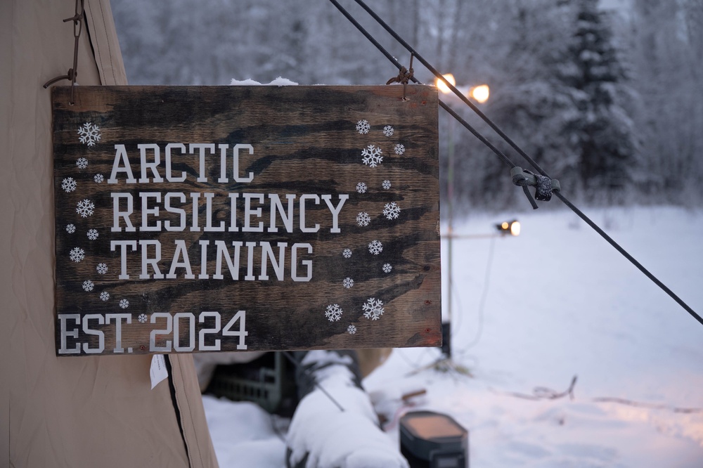 Airmen Learn Arctic Resiliency