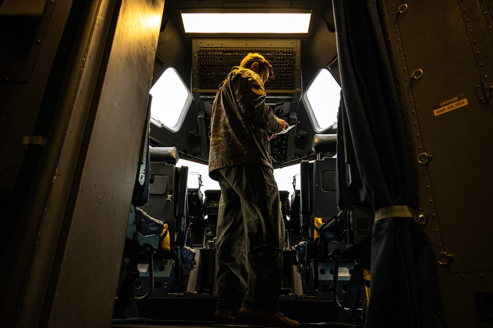 62d Airlift Wing Airmen set the stage for training flight