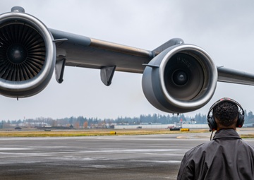 62d Airlift Wing Airmen set the stage for training flight