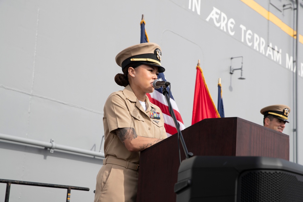 FCC Thongpet Commissions as an officer