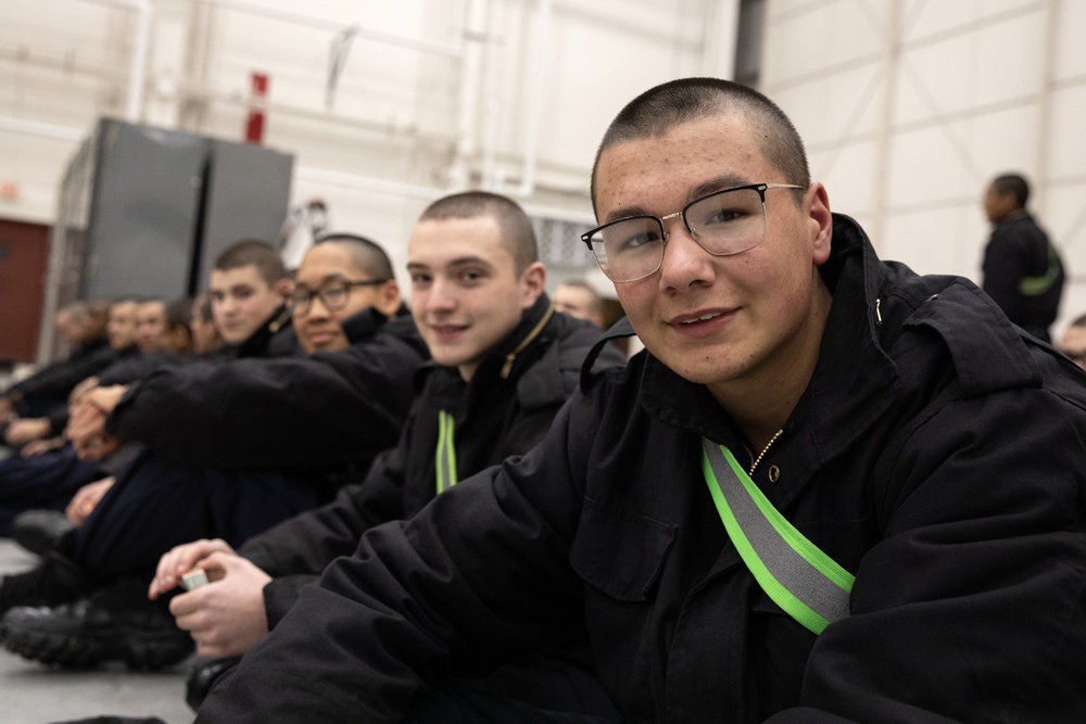 Alaska Military Youth Academy cadets fly with the Alaska Army National Guard