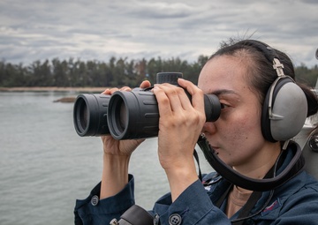 USS Omaha (LCS 12) Participates in CARAT Brunei
