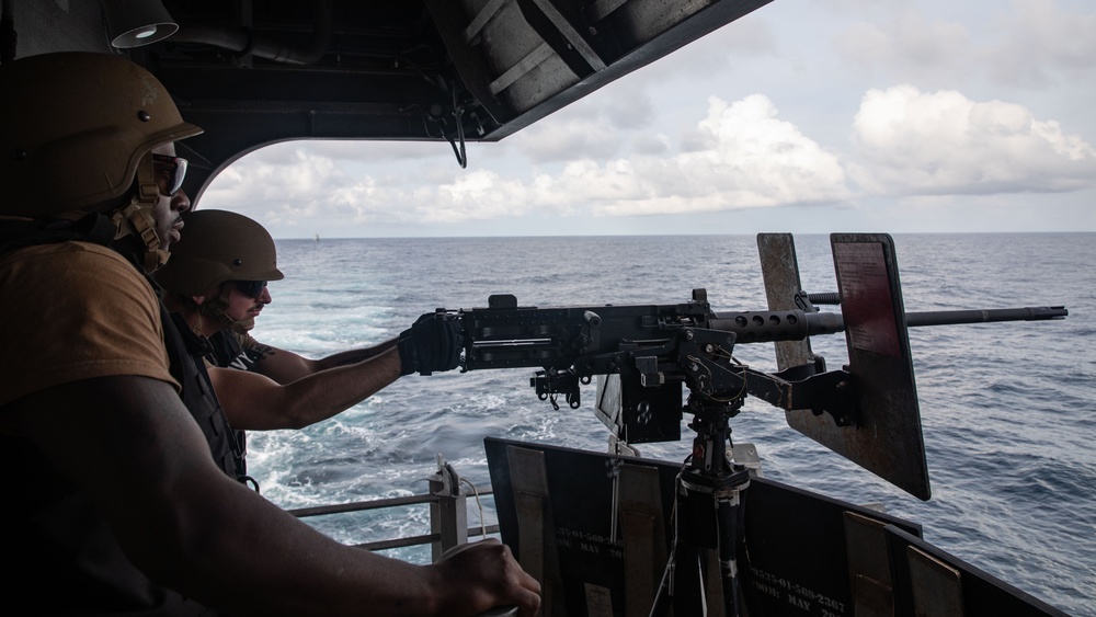 USS Omaha (LCS 12) Conducts Weapons Exercise in South China Sea