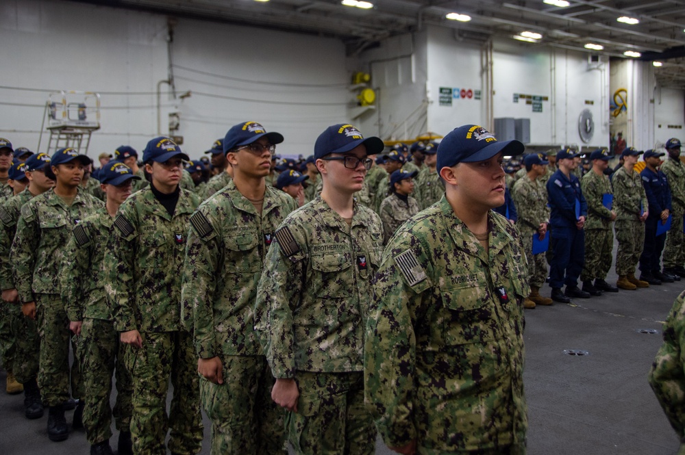 USS Ronald Reagan (CVN 76) frocks newly appointed petty officers