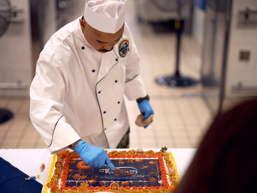 CFAY Commodore Matthew C. Perry General Mess hosts Thanksgiving Meal