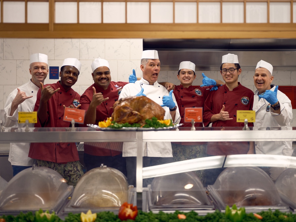 CFAY Commodore Matthew C. Perry General Mess hosts Thanksgiving Meal