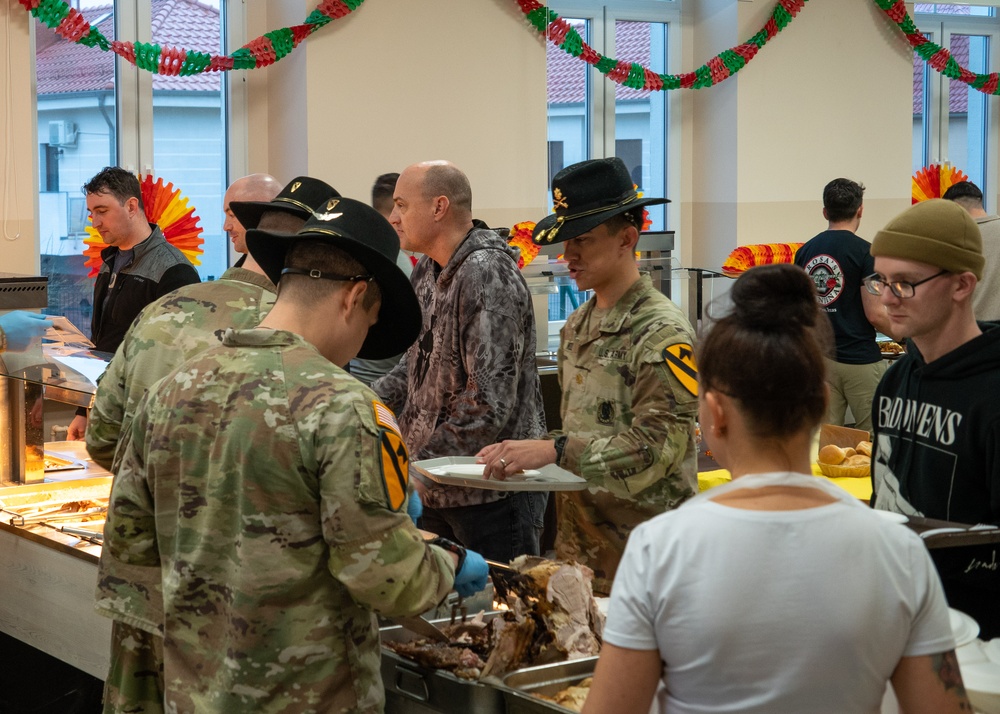 1st Cavalry Division celebrates Thanksgiving in Poland