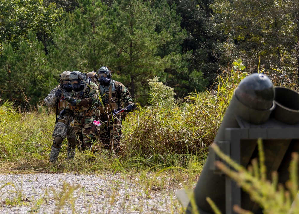 U.S. Army Soldiers from 5th SFG(A), 7th SFG(A), and 101st ABN DIV(ASSLT) Joint CBRN Training