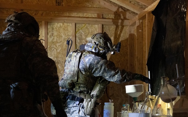 4th BN Soldiers Validate at Dugway Proving Grounds