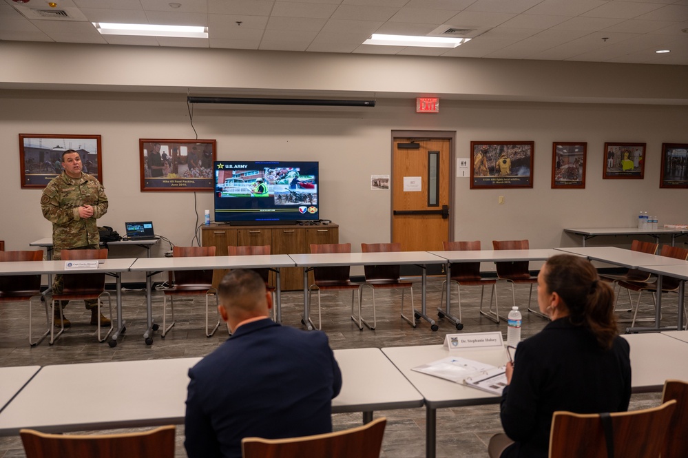 U.S. Southern Command commander visits Soto Cano Air Base