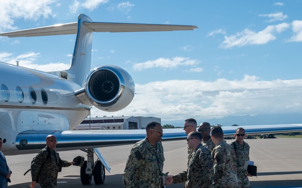 U.S. Southern Command commander visits Soto Cano Air Base