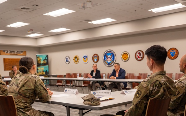 U.S. Southern Command commander visits Soto Cano Air Base