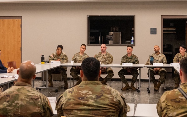 U.S. Southern Command commander visits Soto Cano Air Base