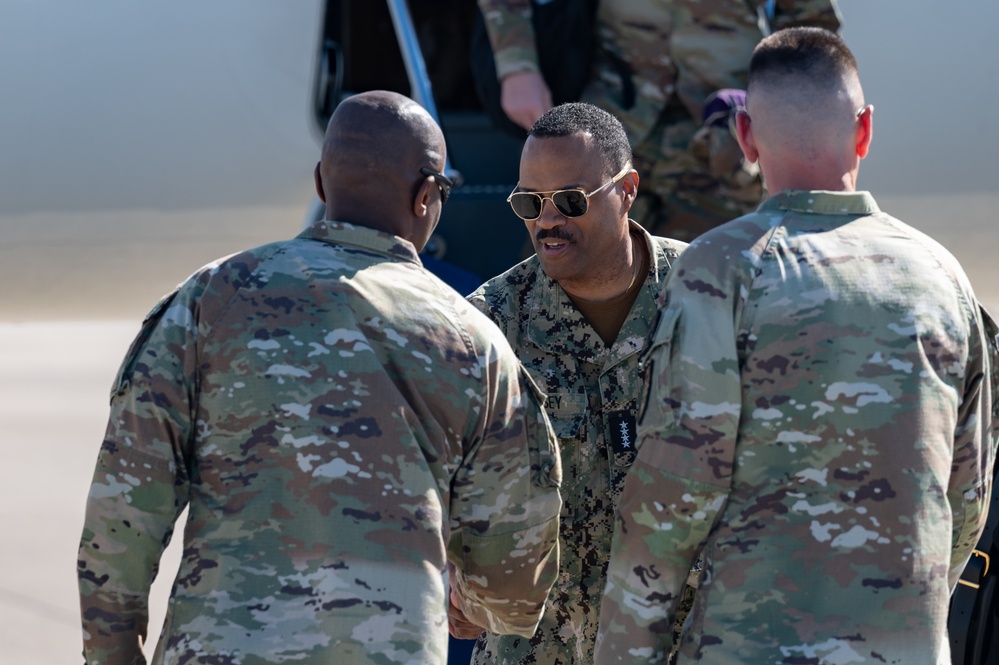 U.S. Southern Command commander visits Soto Cano Air Base