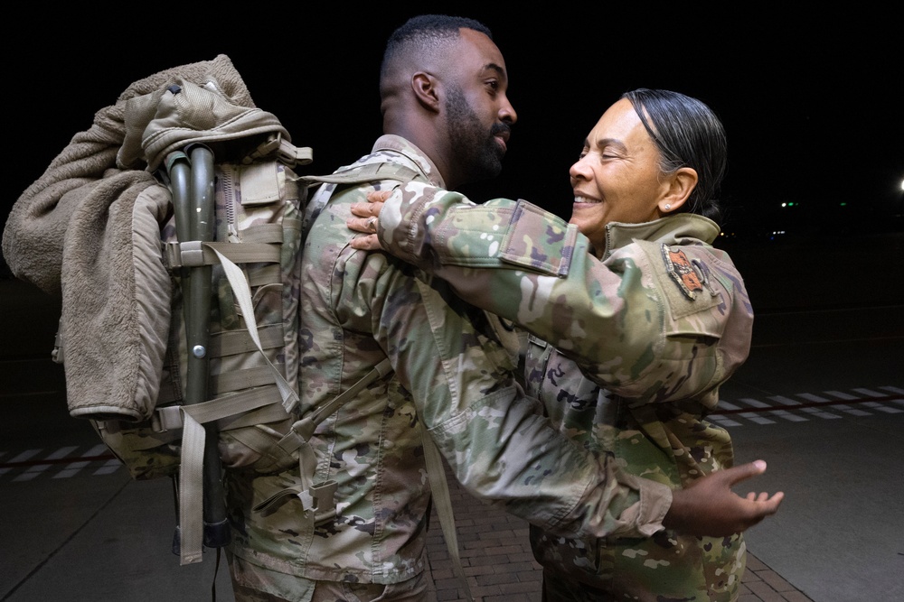 44th IBCT Soldiers return in time for the holidays