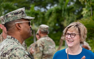 U.S. Southern Command commander visits Soto Cano Air Base