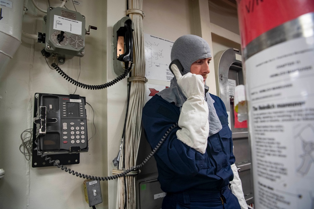 USS Sterett conducts routine operations as part of the Carl Vinson Carrier Strike Group