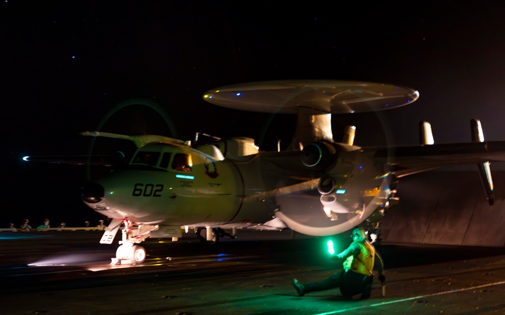 Flight Operations Aboard USS Carl Vinson (CVN 70)