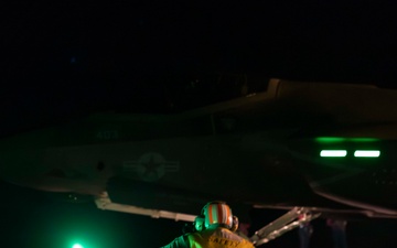 Flight Operations Aboard USS Carl Vinson (CVN 70)