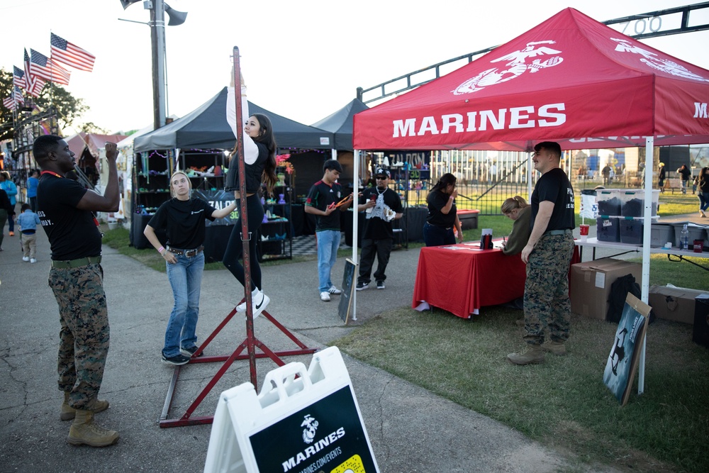 Building Community Relationships: RS Baton Rouge Recruiters Participate in the Louisiana State Fair