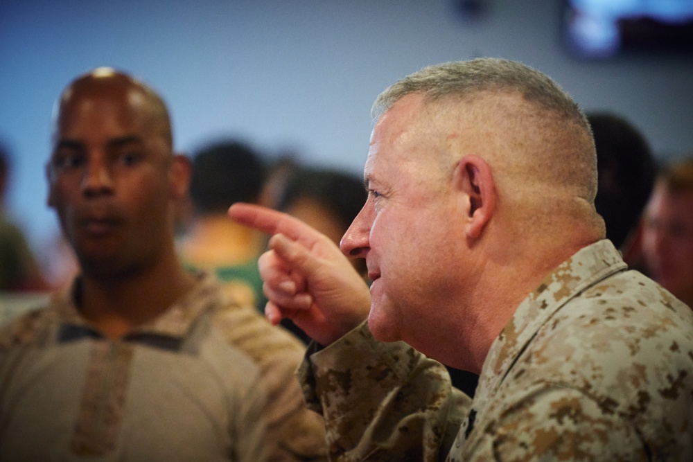 Deployed Marines Share Thanksgiving Table with Maj. Gen. Sofge and Sgt. Maj. McGinnis