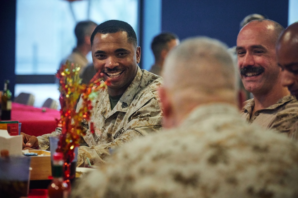 Deployed Marines Share Thanksgiving Table with Maj. Gen. Sofge and Sgt. Maj. McGinnis