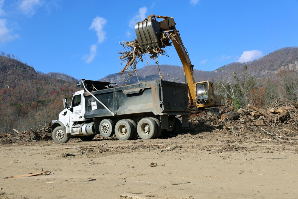 USACE continues debris removal in western North Carolina following Hurricane Helene