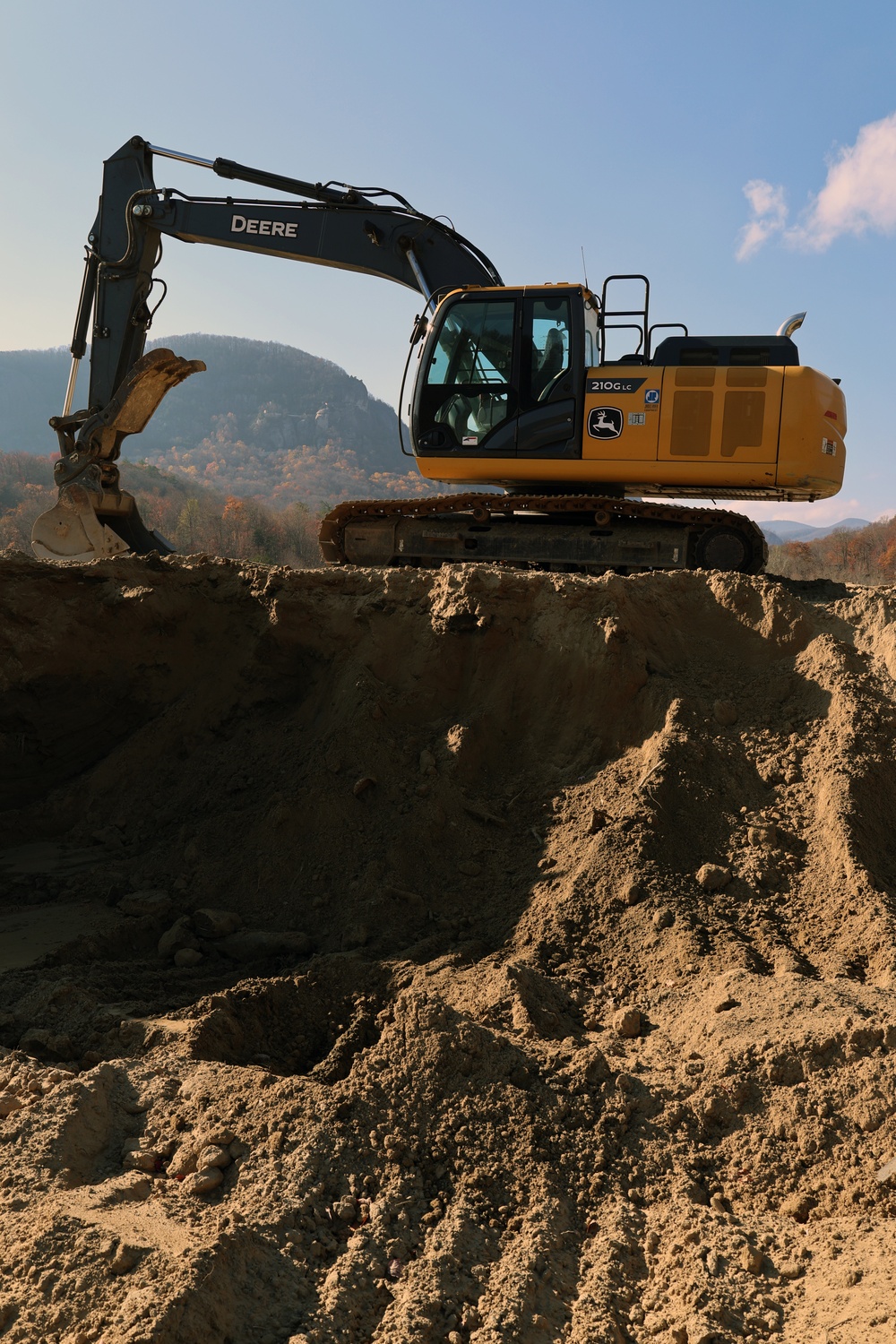 USACE continues debris removal in western North Carolina following Hurricane Helene