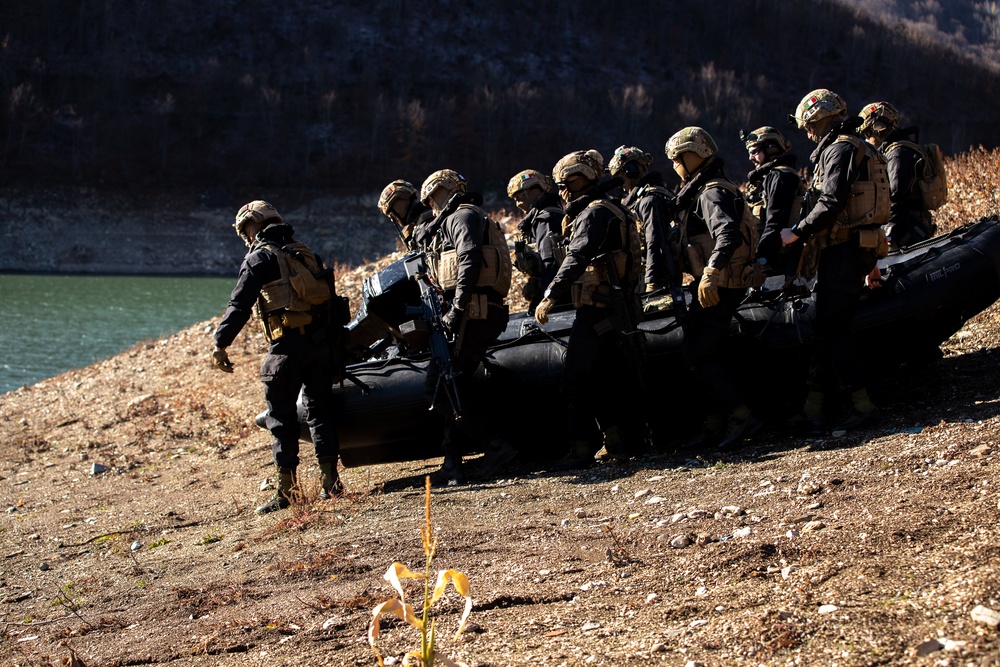 Italian Soldiers conduct waterway patrols in Kosovo