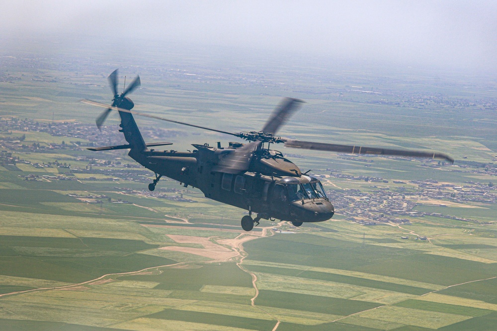 82CAB UH-60 Flight