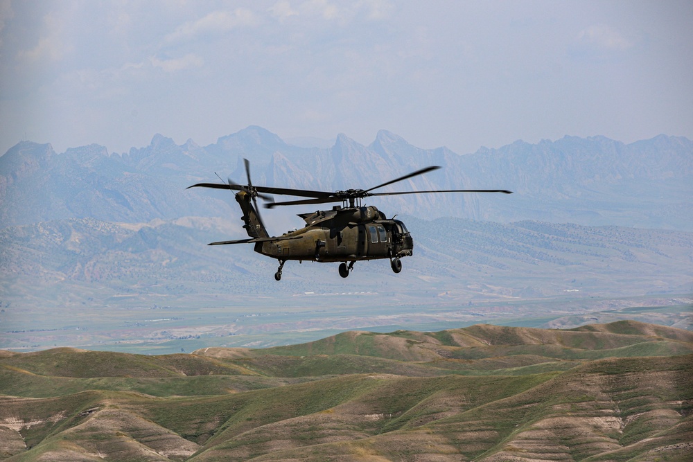 82CAB UH-60 Flight