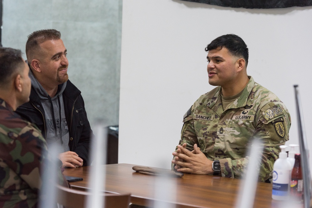 Coalition Advisors Discuss Ongoing Partner Projects with Peshmerga