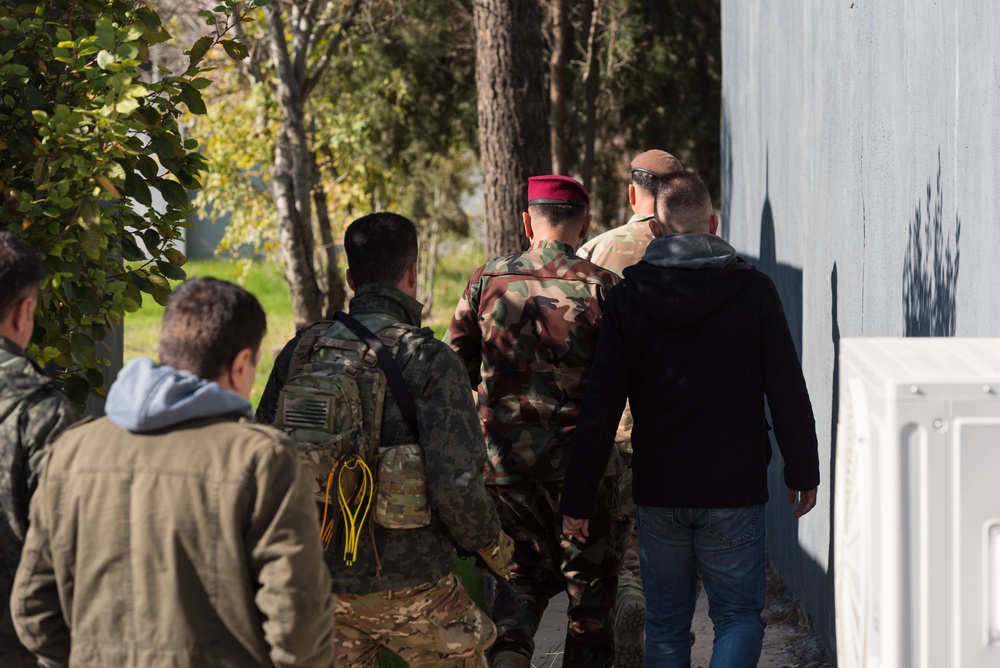 Coalition Advisors Discuss Ongoing Partner Projects with Peshmerga