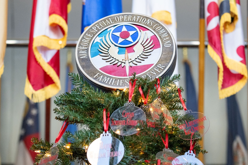 AFSOC remembers fallen Air Commandos during annual honor tree ceremony