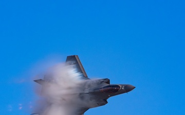 F-35 Demo Team conducts practice at Hill AFB