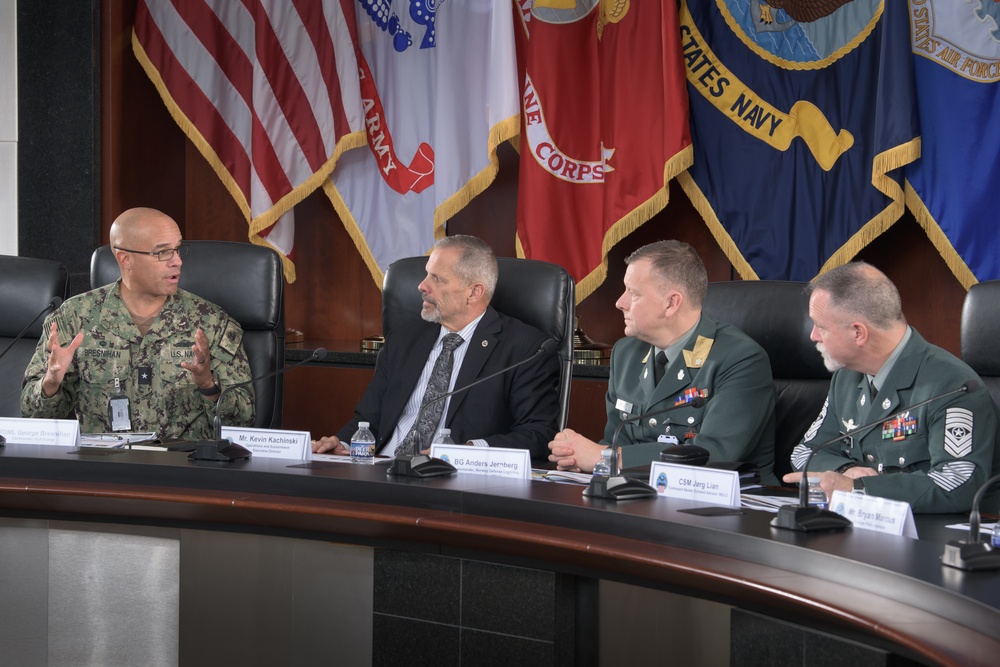 DLA Energy commander discuss military fuel support with Norway defense team