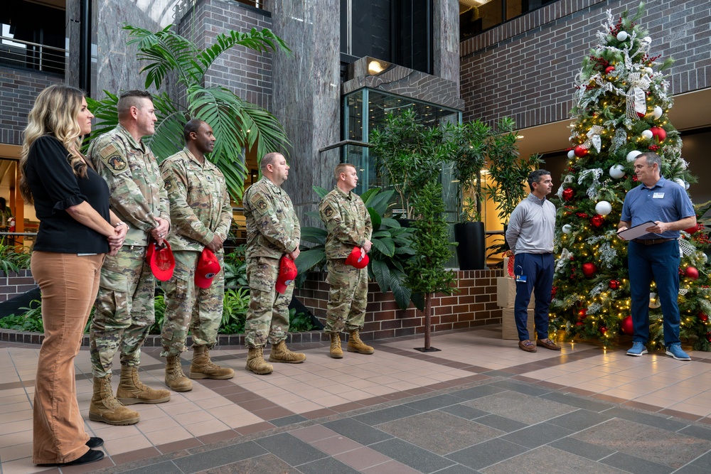 Florida ESGR Honors Employer Support for National Guard and Reserve Employees and Spouses