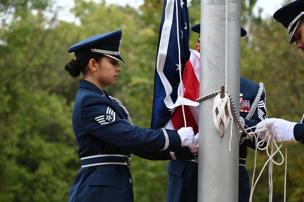 WBRC rededicates their U.S. flag to the 117th Air Refueling Wing